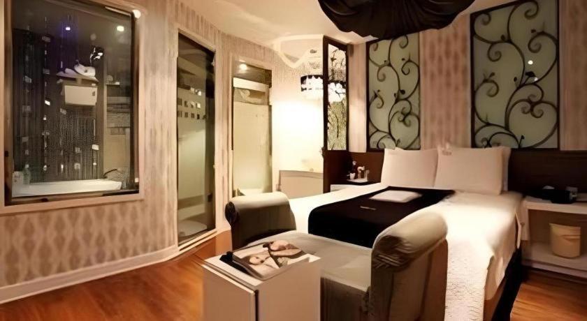 Fox Hotel Сеул Экстерьер фото